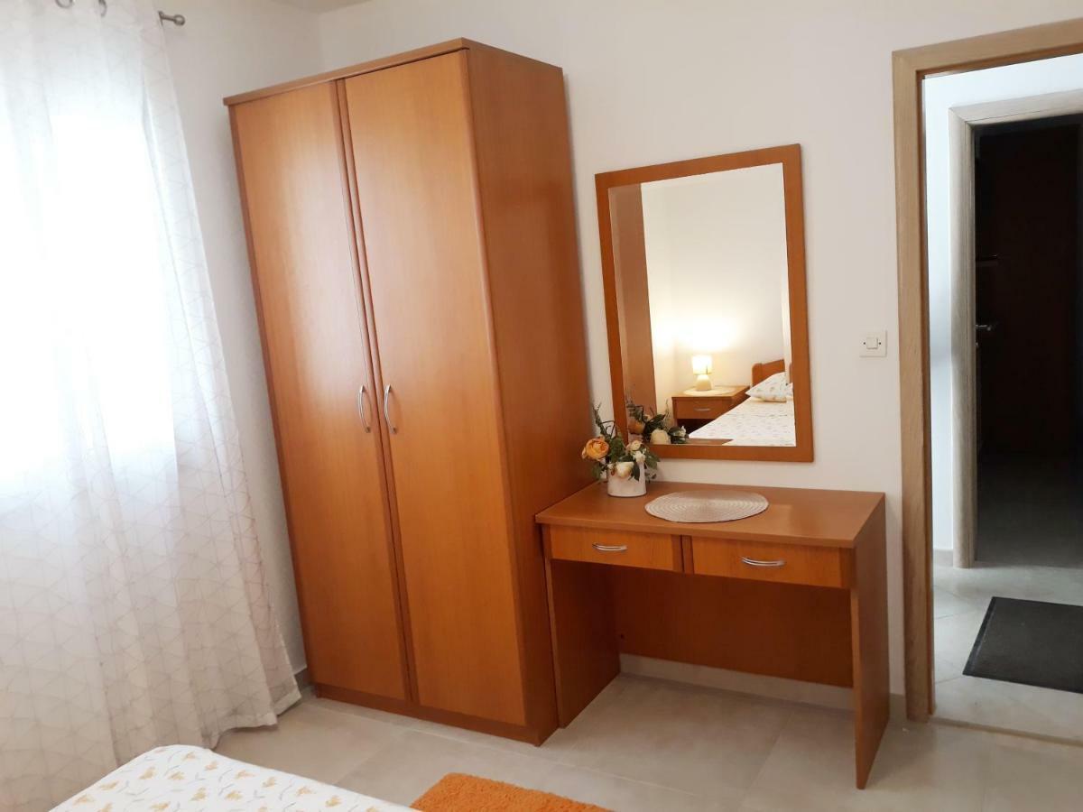 Apartments Boris Затон Екстер'єр фото